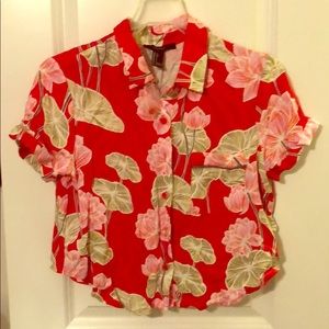Women’s short sleeve blouse